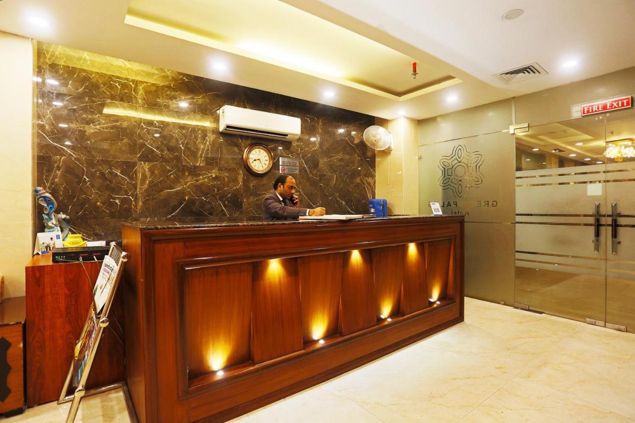 Capital O Green Palms Near Jhilmil Metro Station Hotell New Delhi Eksteriør bilde