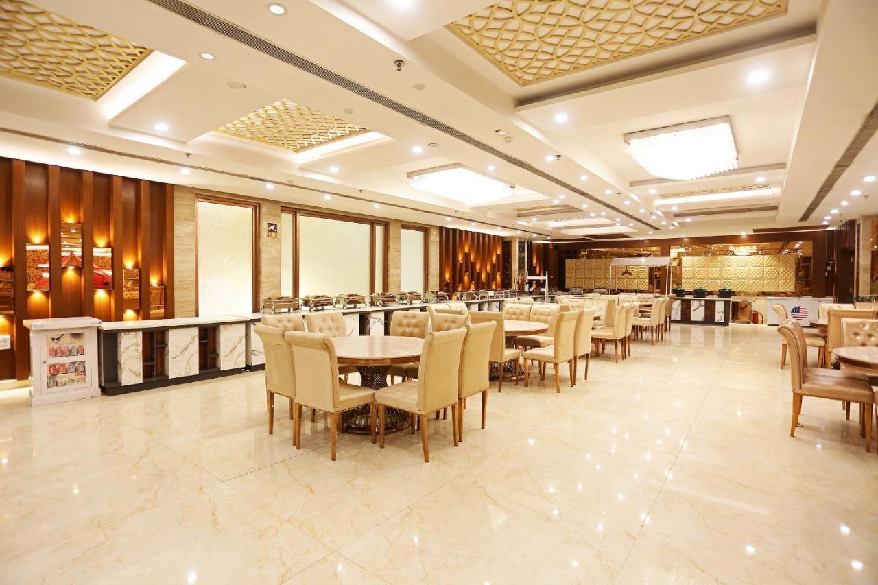 Capital O Green Palms Near Jhilmil Metro Station Hotell New Delhi Eksteriør bilde